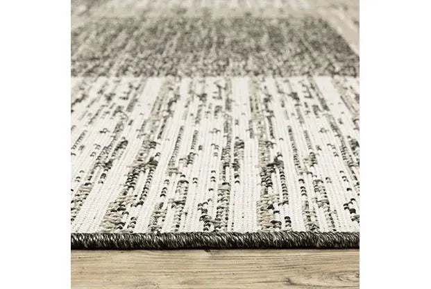 Gillian 81V Off-white Rug