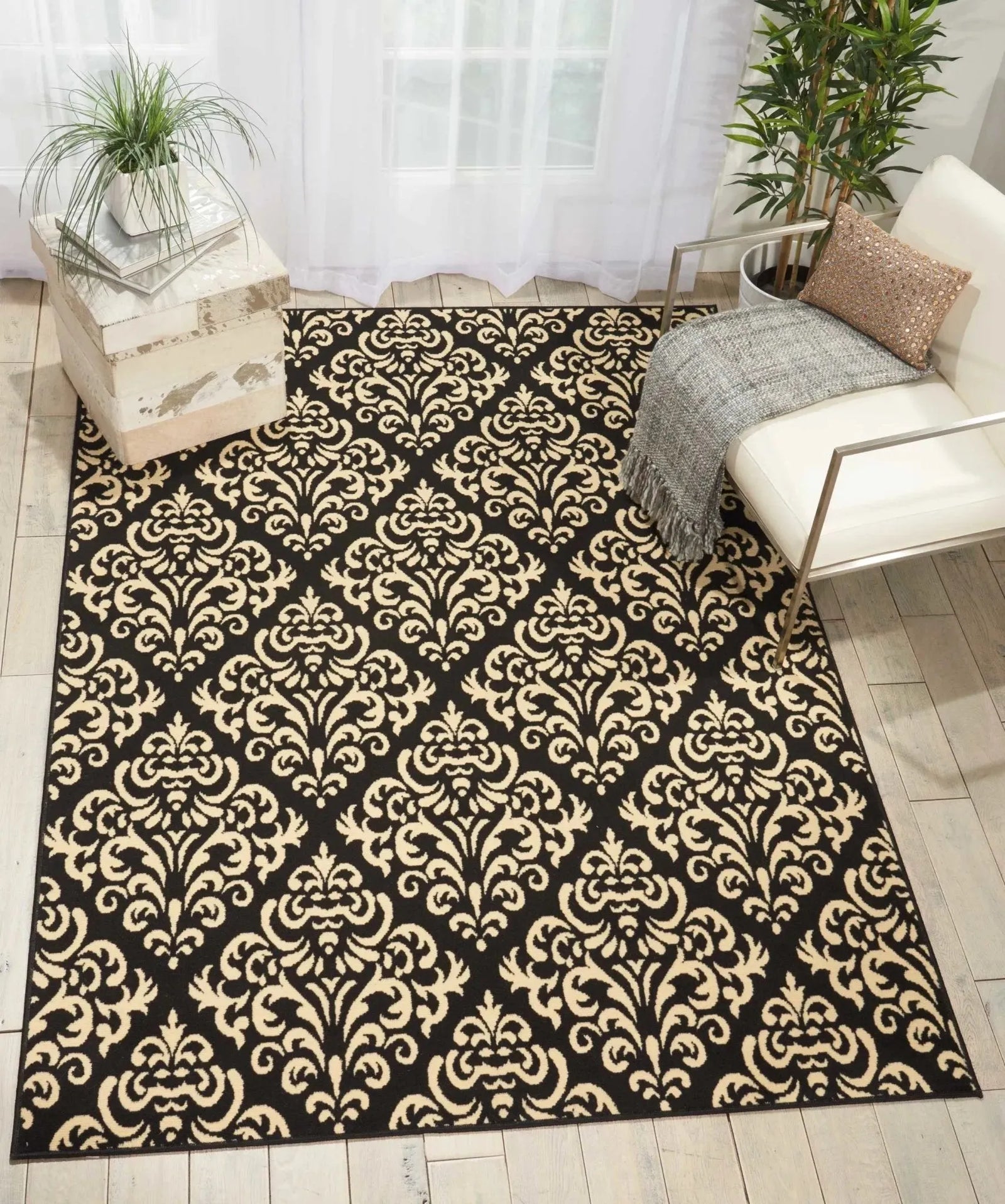 Grafix GRF06 Black Rug