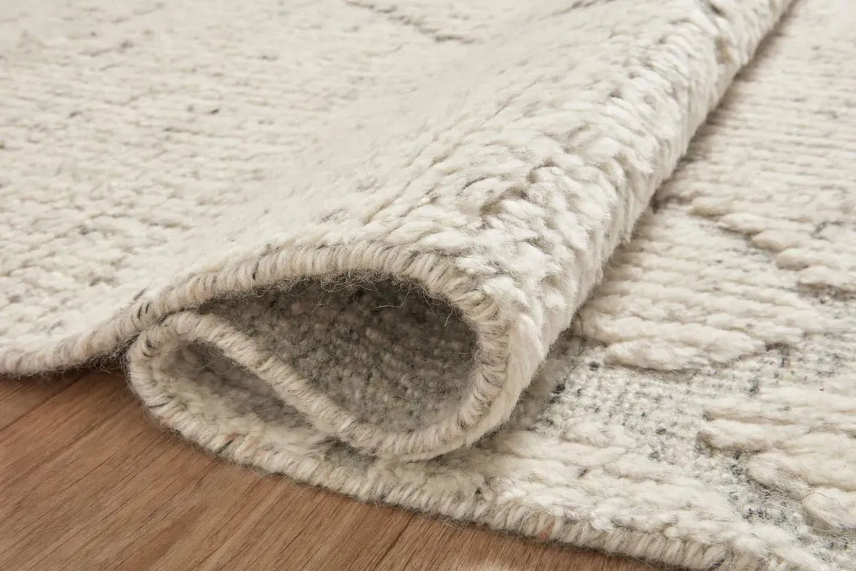 Gwyneth GWY-03 Ivory/Silver Rug