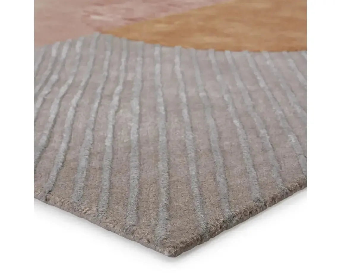 Iconic ICO02 Grey/Pink Rug