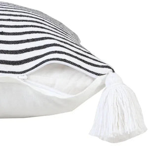 Insignia 07774BKT Black/White Pillow