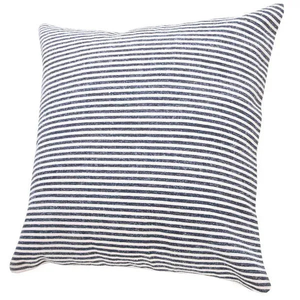 Insignia 07807IGW Insignia White Pillow