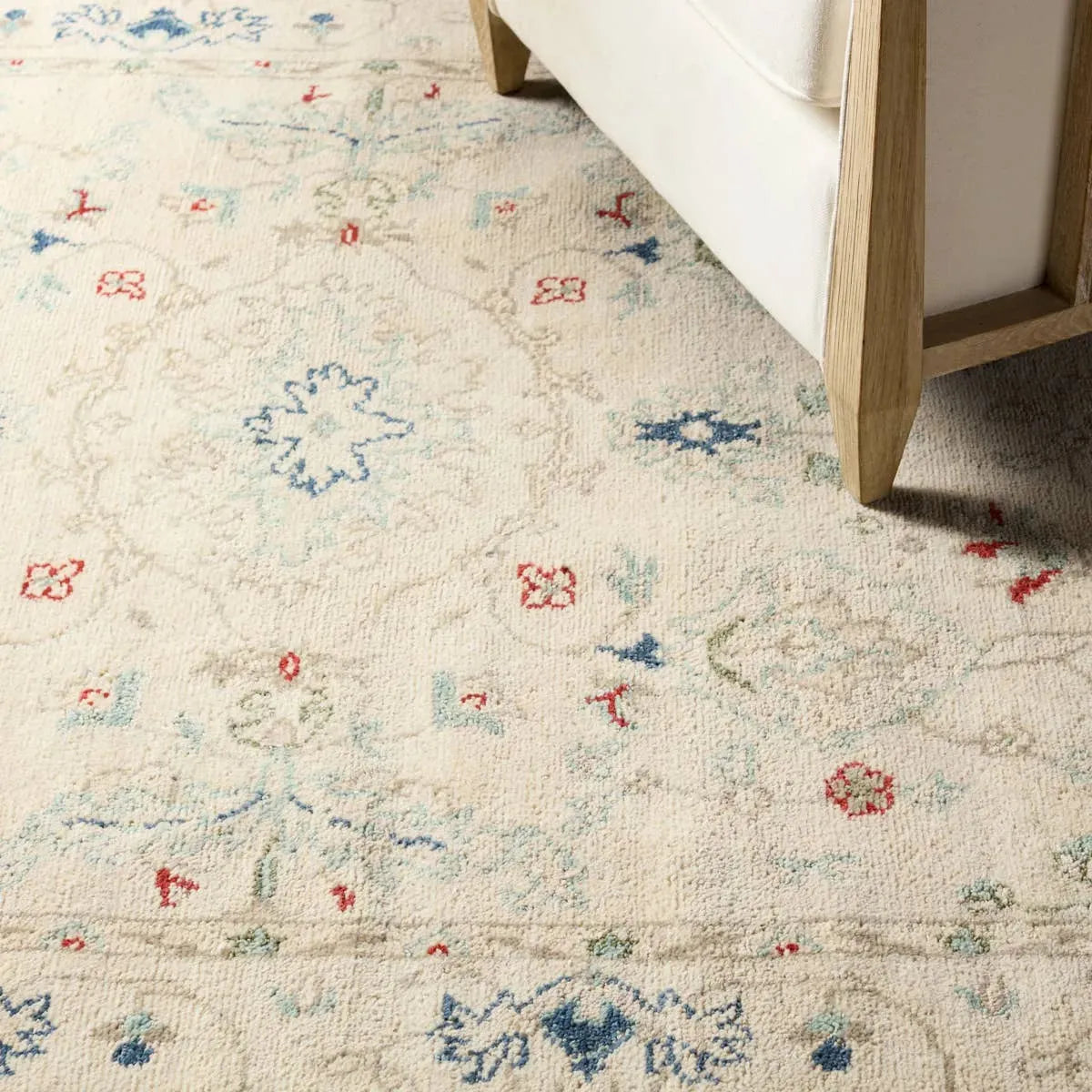 Jaipur Revival Jar01 Hacci Cream/Blue Rug