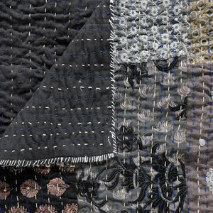 Kantha 80278GYB Grey/Black Throw Blanket