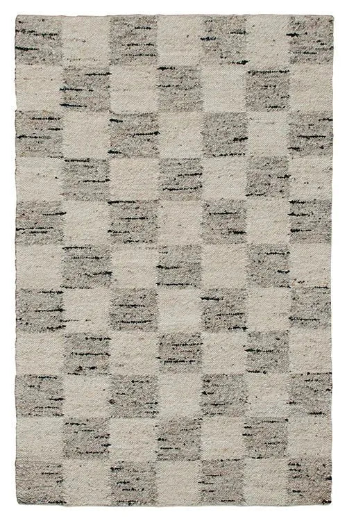 Kingston 82173WBL White/Black Rug