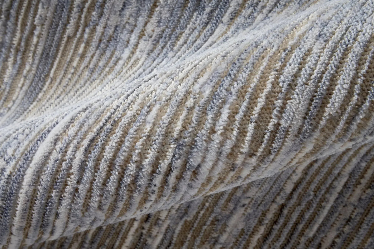 Laina LAI39GAF Taupe/Silver Rug