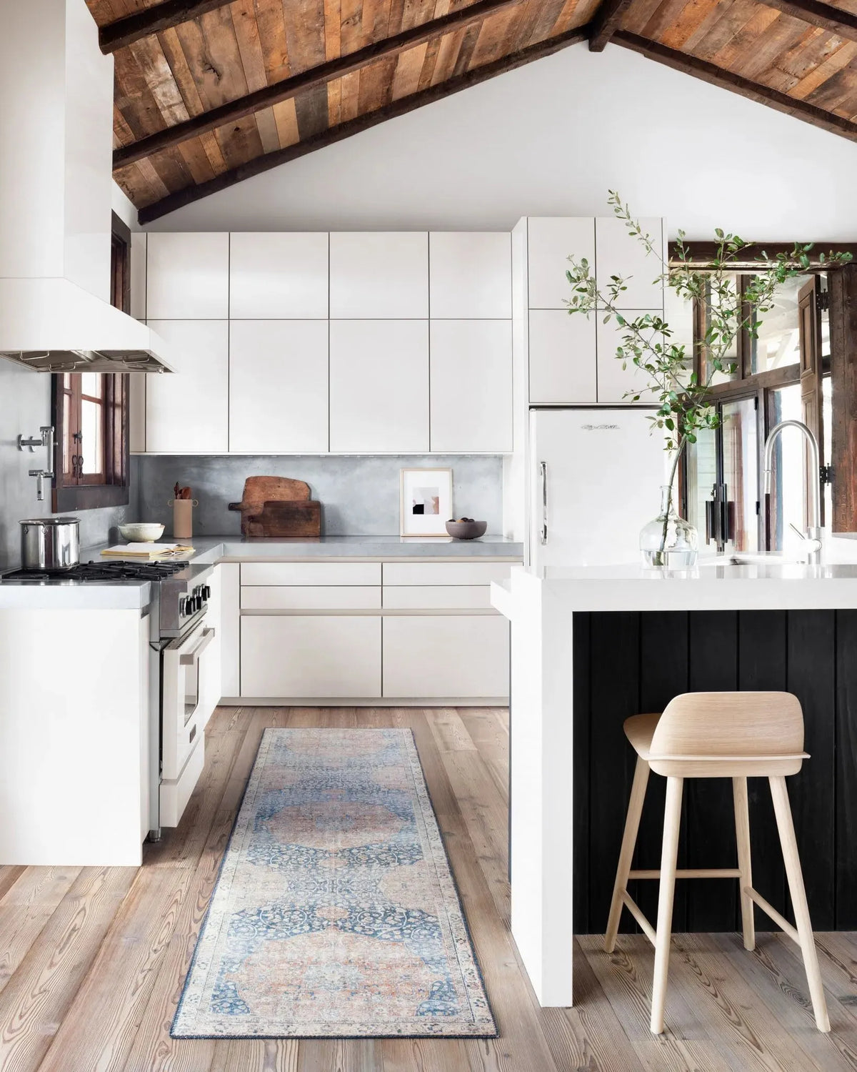 Layla LAY-07 Blue/Tangerine Rug