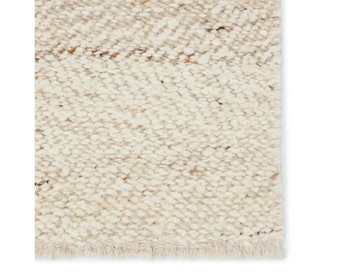 Leona LEO04 Lt. Brown/Cream Rug