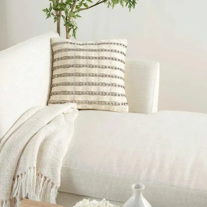 Lifestyle GC384 Light Grey Pillow