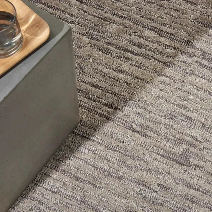 Linear (CK010) LNR01 Grey Rug