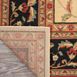 Living Treasures LI04 Ivory/Black Rug