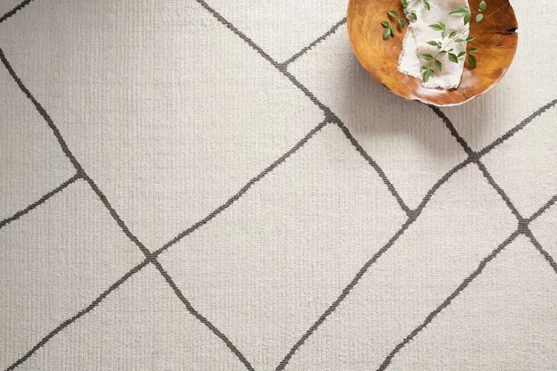 Logan LOG-01 Ivory/Charcoal Rug