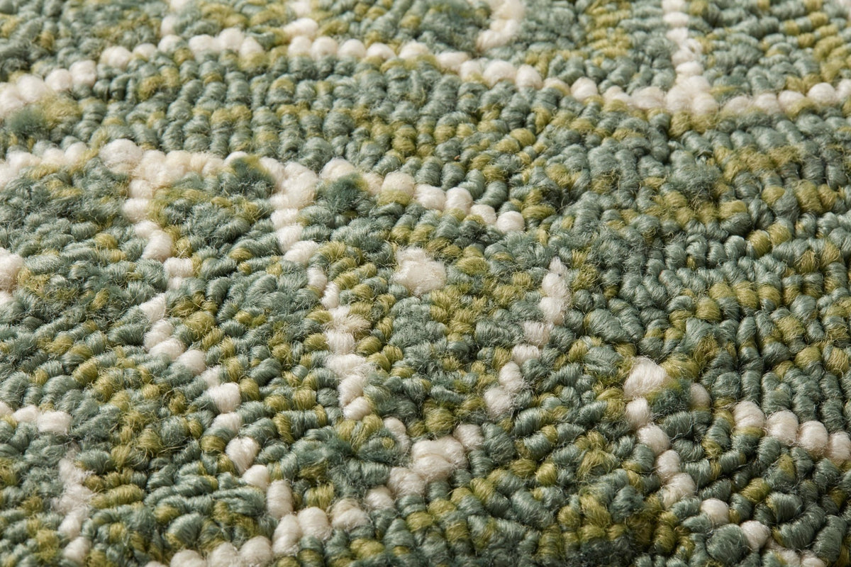 Loloi P0908 Green Pillow