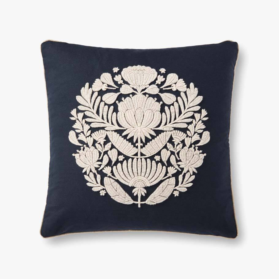 Loloi P0915 Black/Ivory Pillow