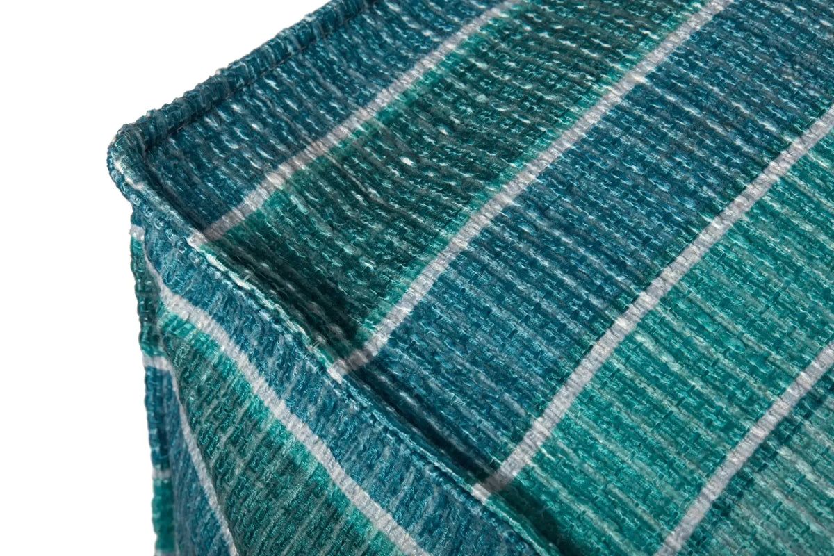 Loloi Pf0010 Lagoon/Blue Pouf