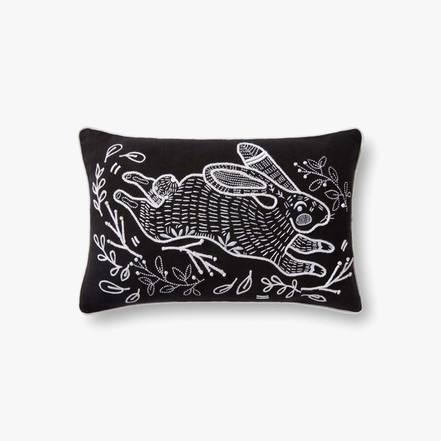Loloi Pll0032 Black Pillow