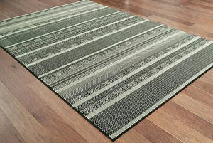 Luna 1802K Black/ Ivory Rug