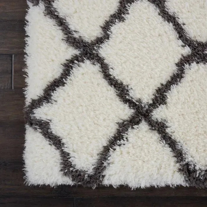 Luxe Shag LXS02 Ivory/Charcoal Rug