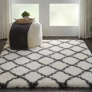 Luxe Shag LXS02 Ivory/Charcoal Rug