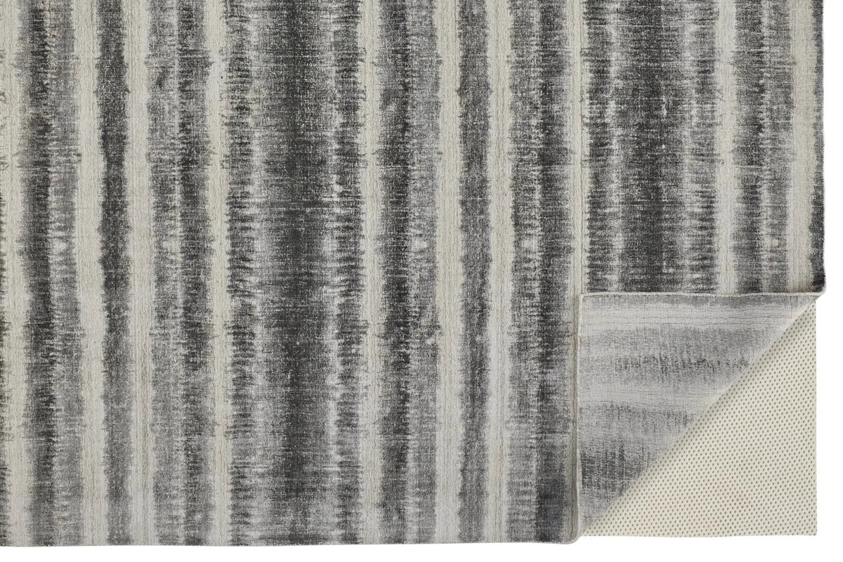 Mackay 8824F Gray Rug