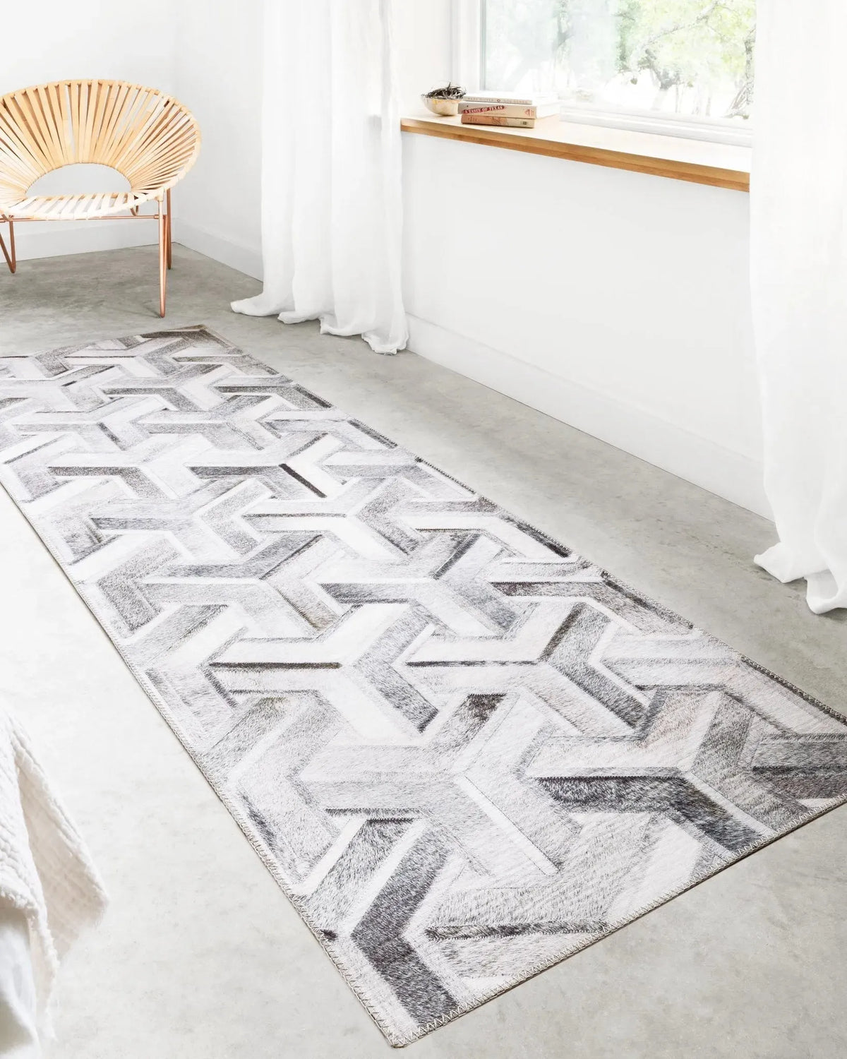 Maddox MAD-05 Silver/Ivory Rug
