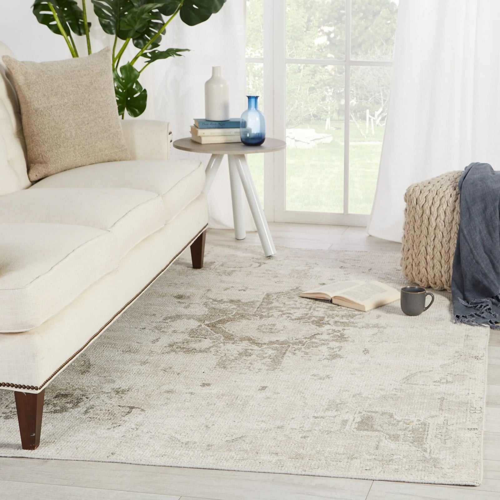 Malibu By Barclay Butera Mbb03 Canyon Ivory/Light Gray Rug