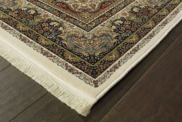 Masterpiece 111W Ivory/ Multi Rug
