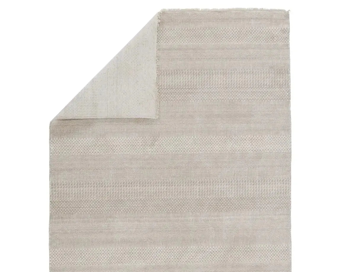 Merritt MER01 Light Grey/Ivory Rug