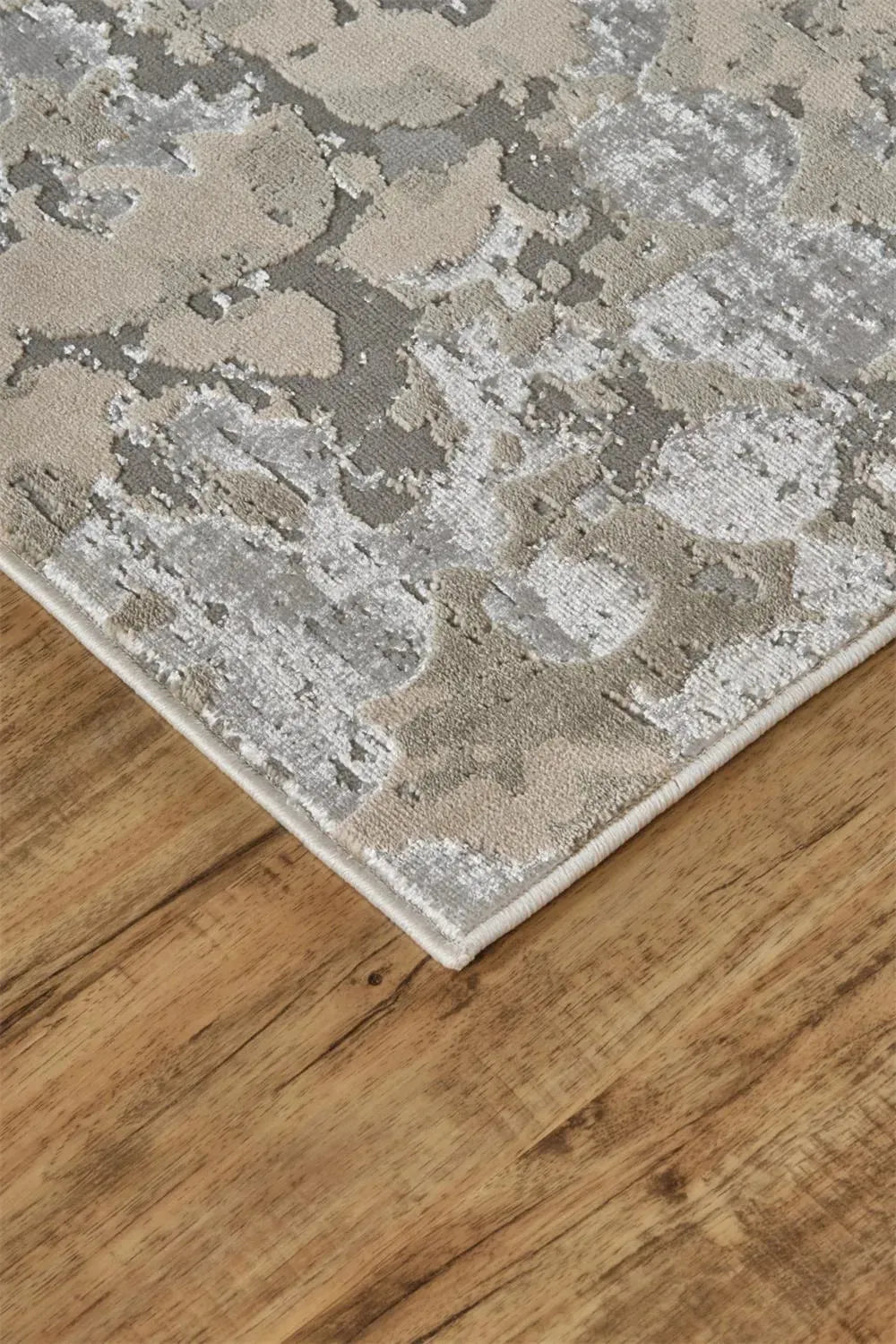 Micah 3336F Silver/Ivory Rug