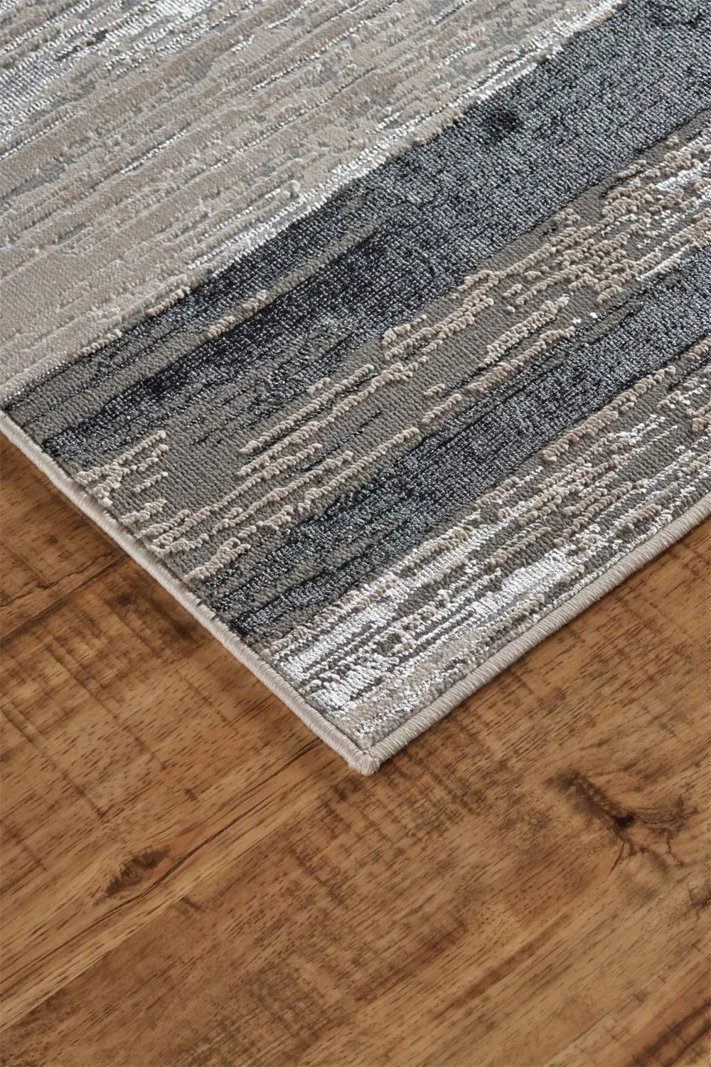Micah 3338F Black/Silver Rug