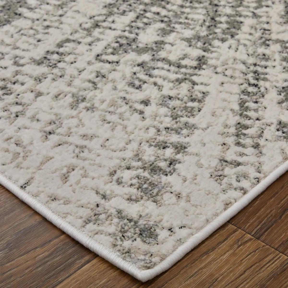 Micah 69439LTF Ivory/Grey Rug