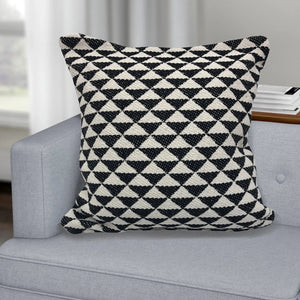 Modern Motif Lr04644 Black/White Pillow