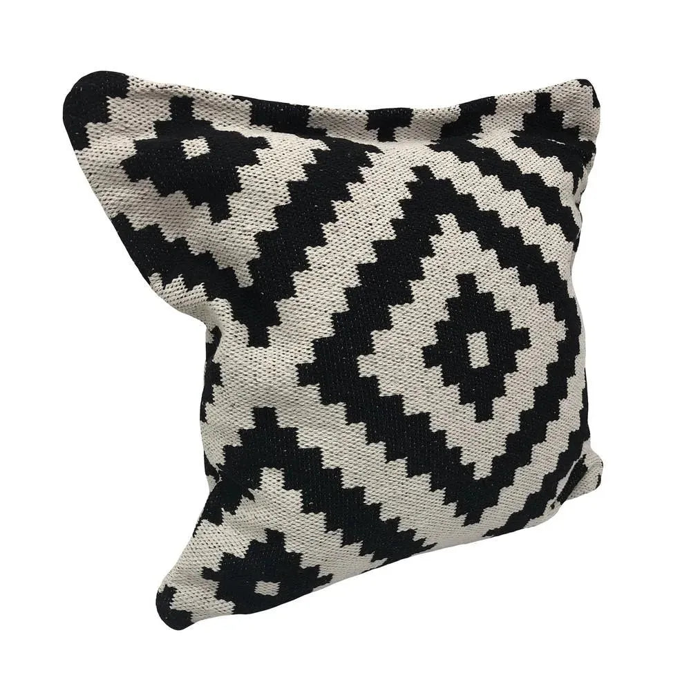 Modern Motif Lr05262 Black/White Pillow