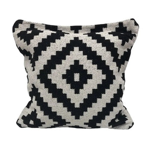 Modern Motif Lr05262 Black/White Pillow
