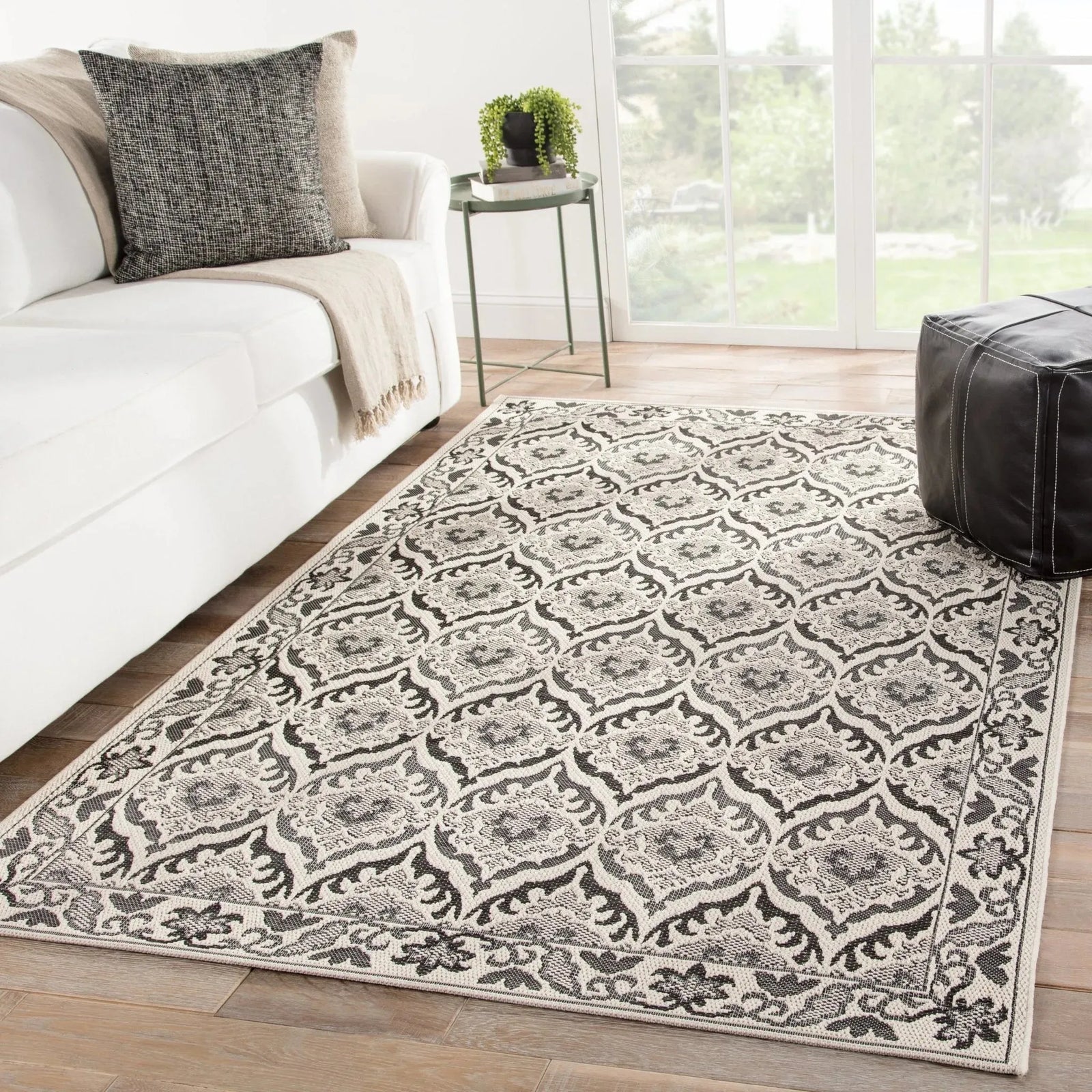 Monteclair MOC01 Laurel Dark Gray/Cream Rug