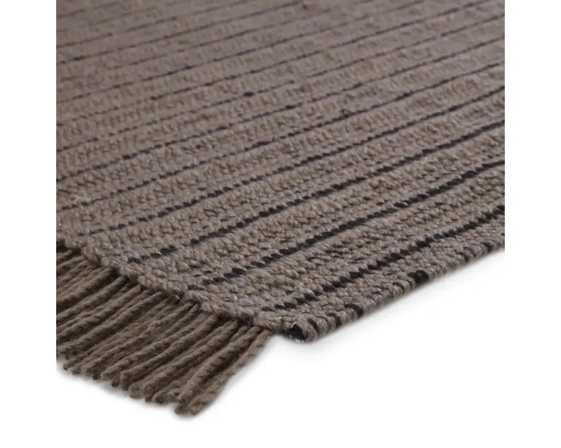 Morning Mantra MMR03 Dark Taupe/Black Rug