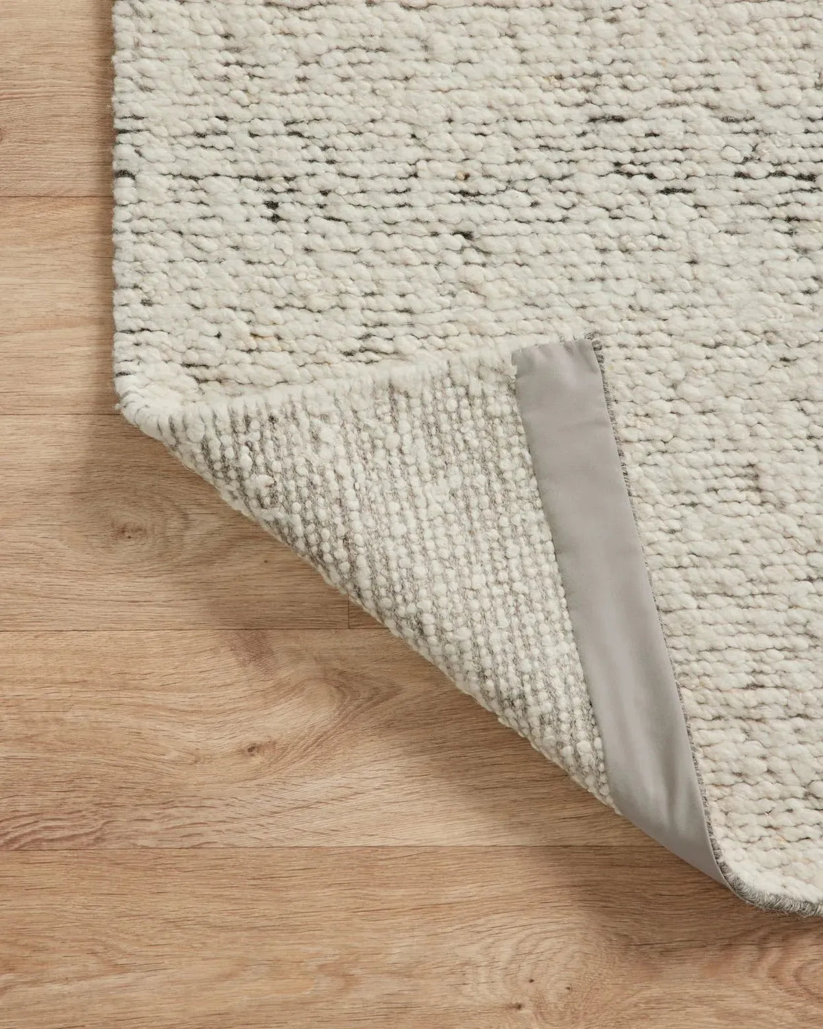 Mulholland MUL-02 Silver/Natural Rug