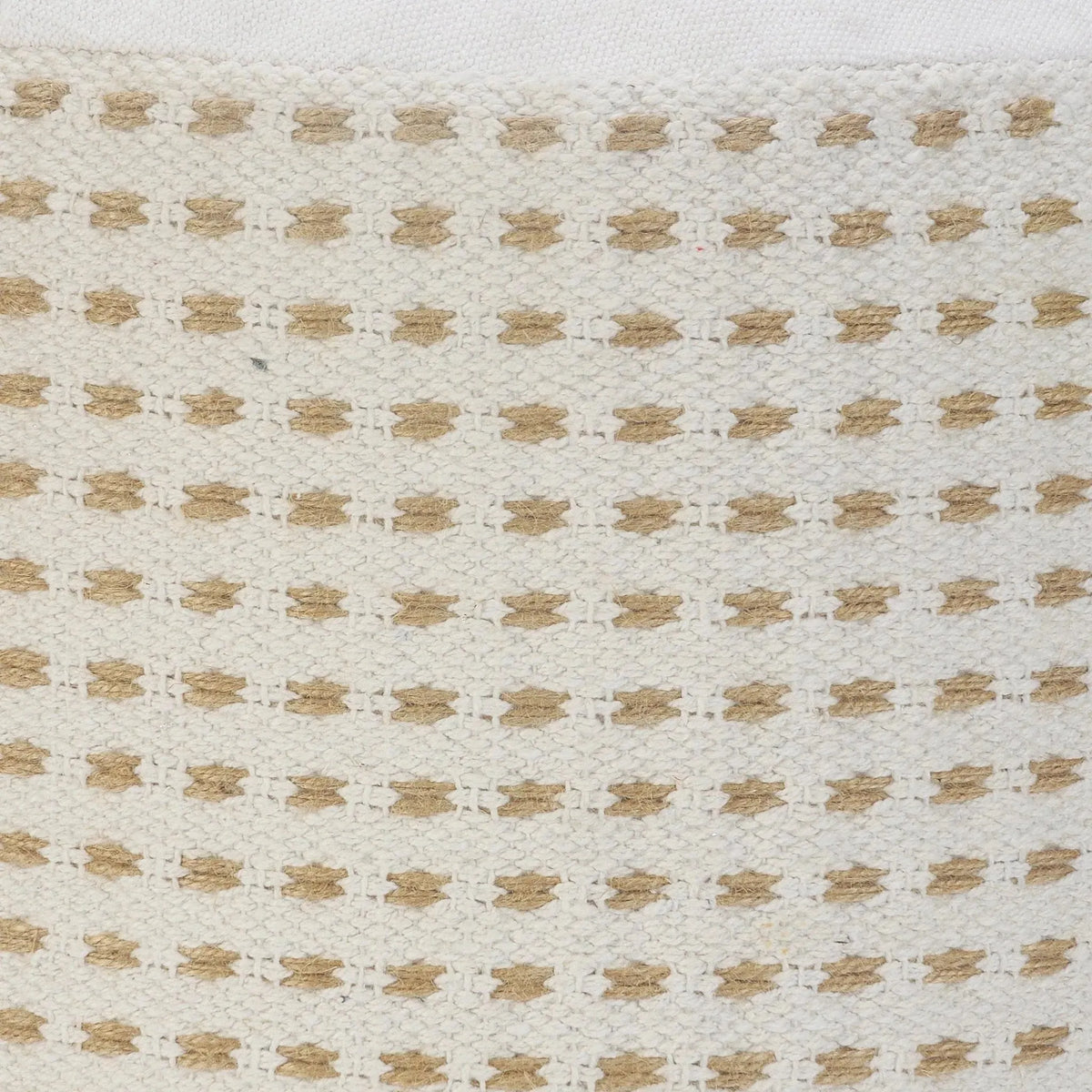 Natural Lr34029 White/Tan Pouf