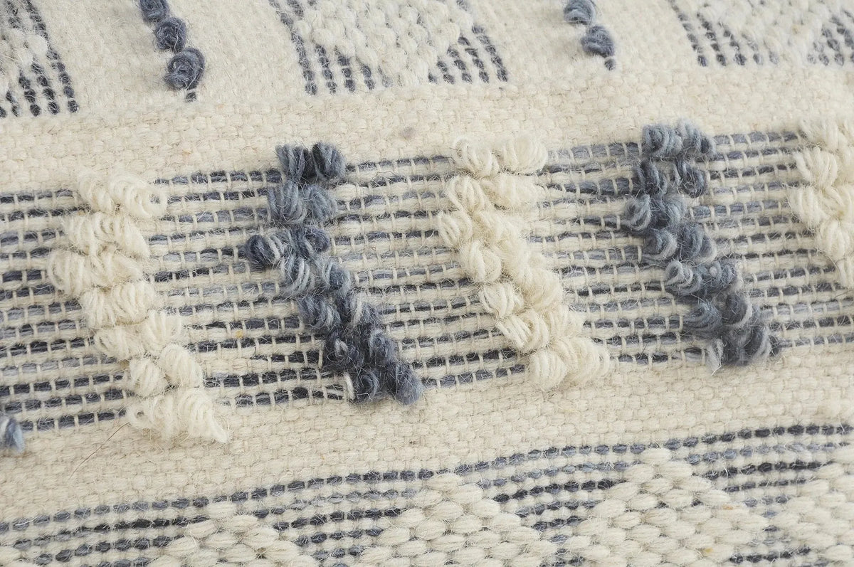 Natural Lr99764 Navy/Blue Pouf