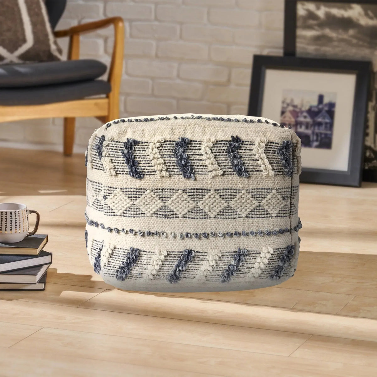 Natural Lr99764 Navy/Blue Pouf