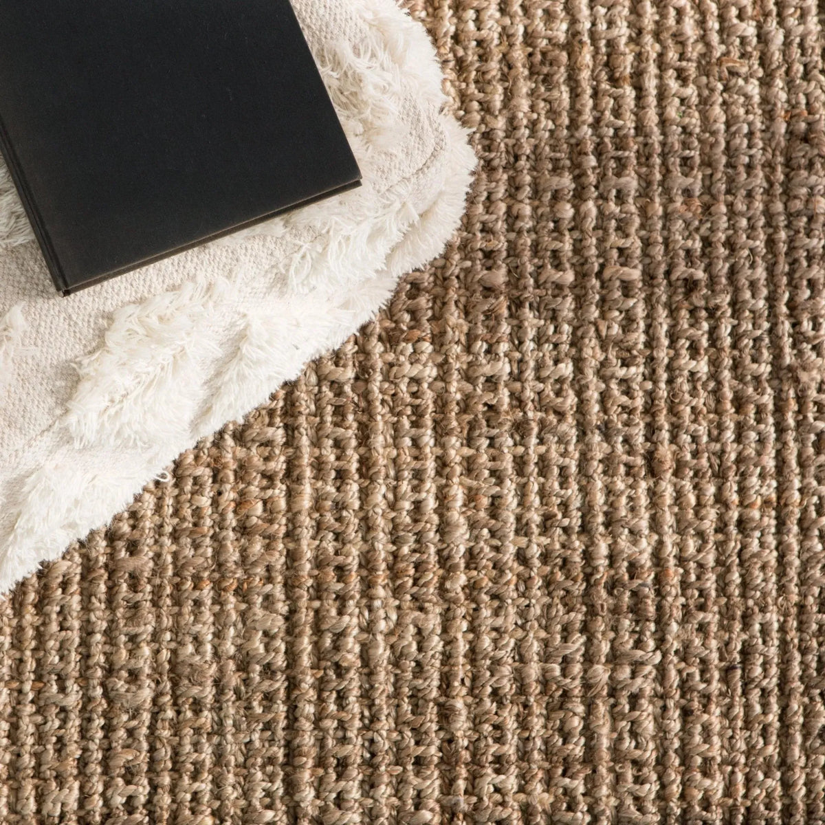 Naturals Lucia Nal03 Achelle Taupe Rug