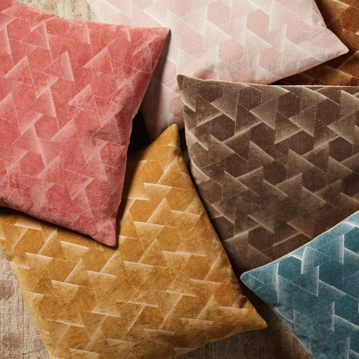 Nouveau Nou07 Jacques Dark Pink/Silver Pillow