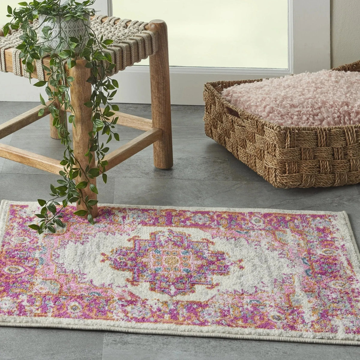 Passion Psn03 Ivory Fuchsia Rug