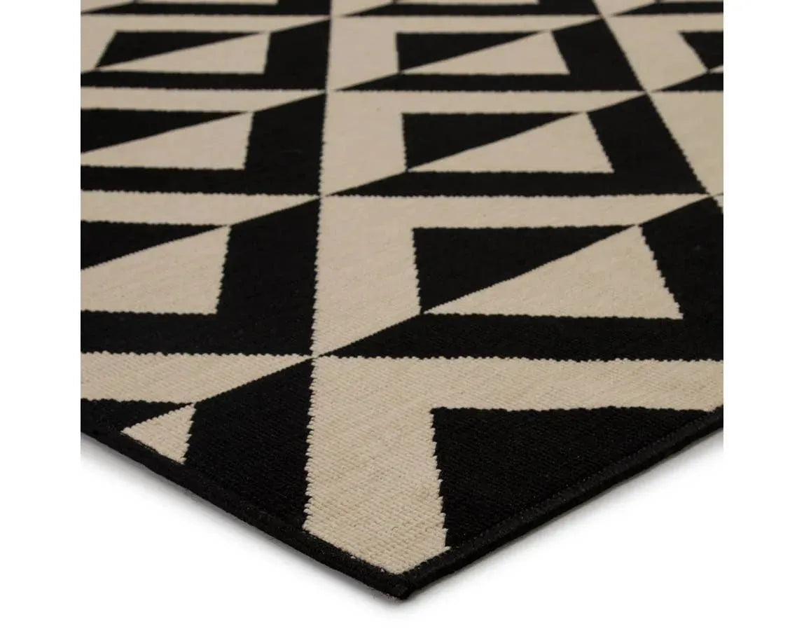Patio PAO03 Marquise Black / Ivory Rug