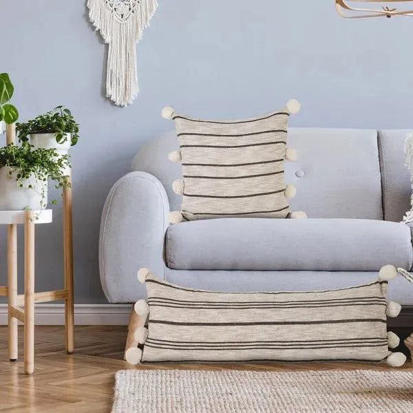 Pompadour 07794NBK Natural/Black Pillow