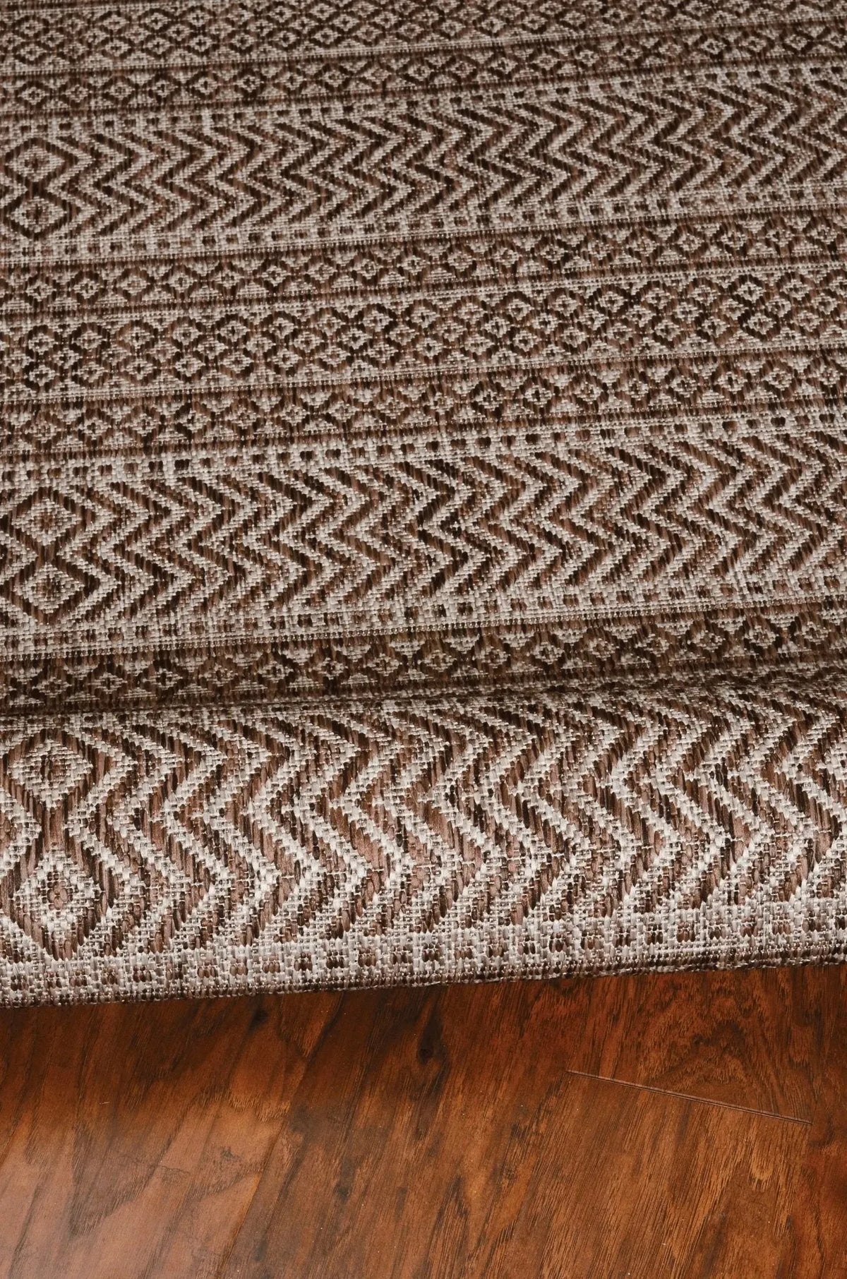 Provo 5762 Izteca Mocha Rug