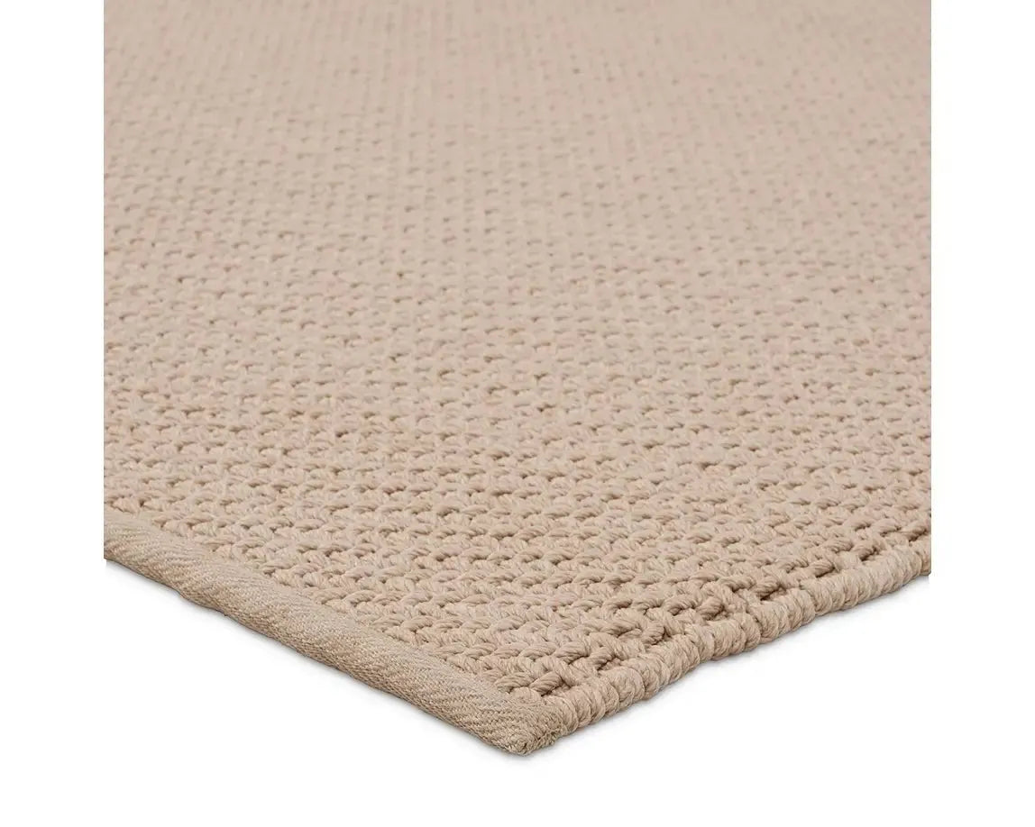 Quinton QTN01 Beige Rug
