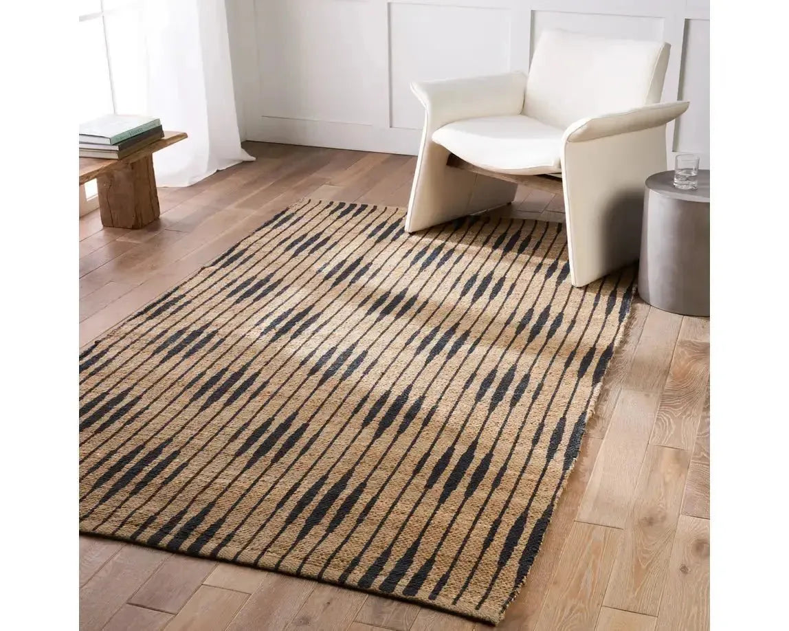 Raya RAY01 Brown Rug