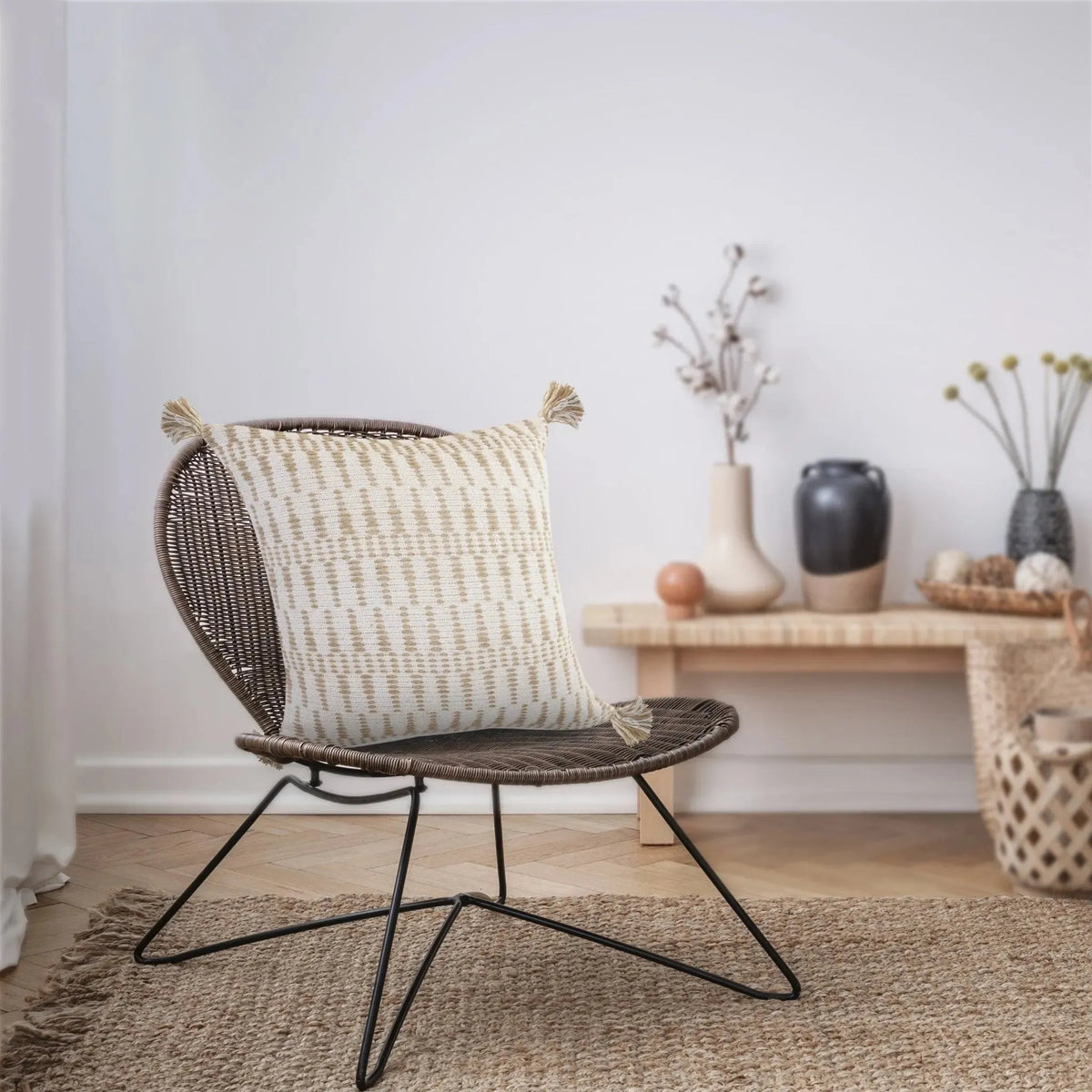 Reed Lr07564 Ivory/Tan Pillow