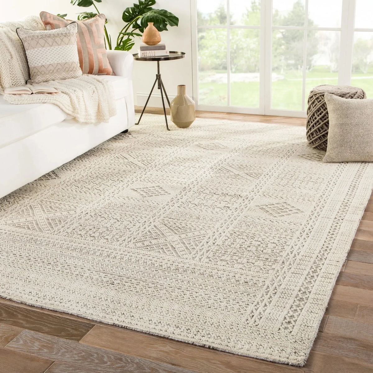 Reign REI07 Jadene White/Light Gray Rug